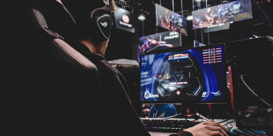 Using a VPN for Esports: Boosting Your Gameplay and Protecting Your Privacy