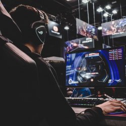 Using a VPN for Esports: Boosting Your Gameplay and Protecting Your Privacy